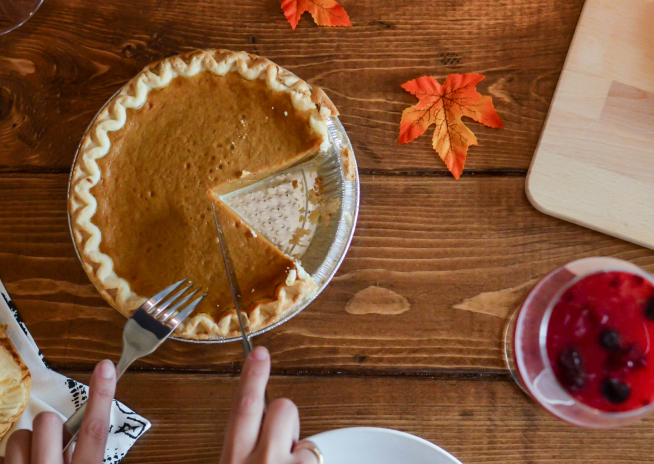 Pumpkin Pie Eating Contest