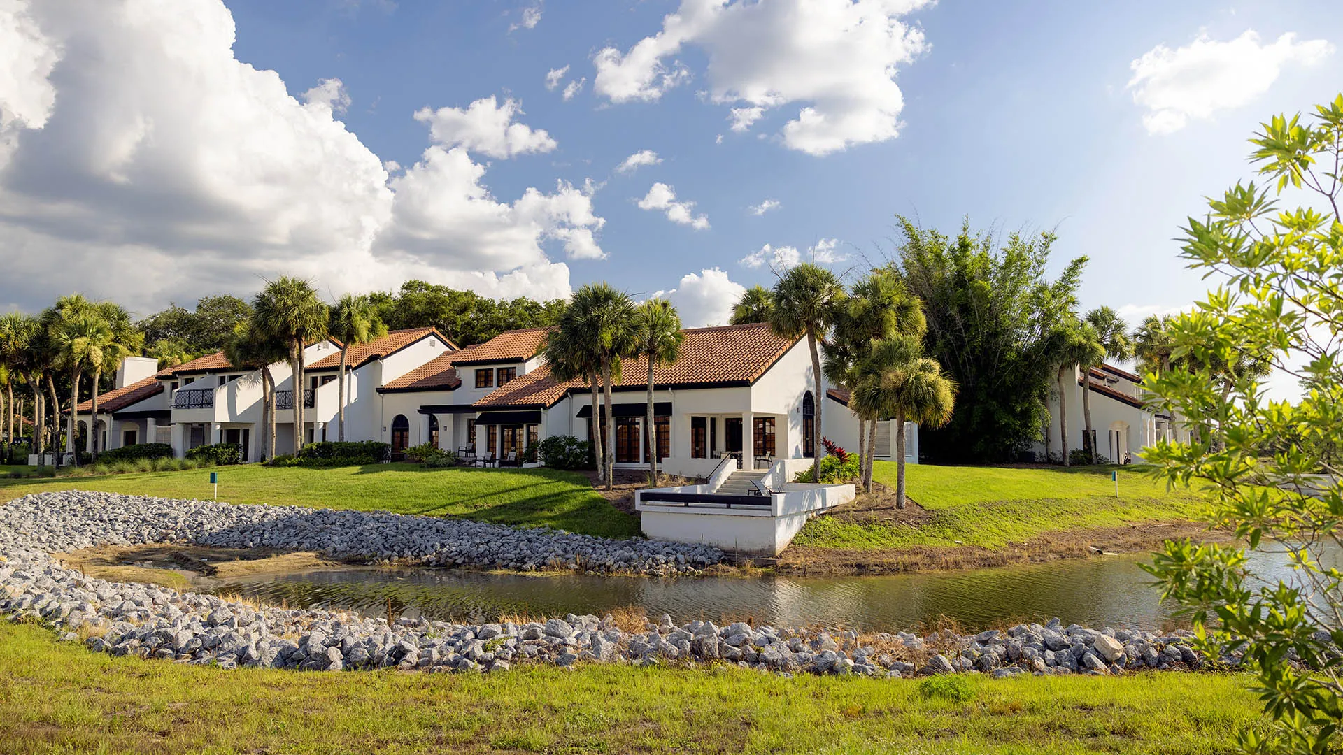 An image of the exterior of Garden View Villas at Evermore Orlando Resort.